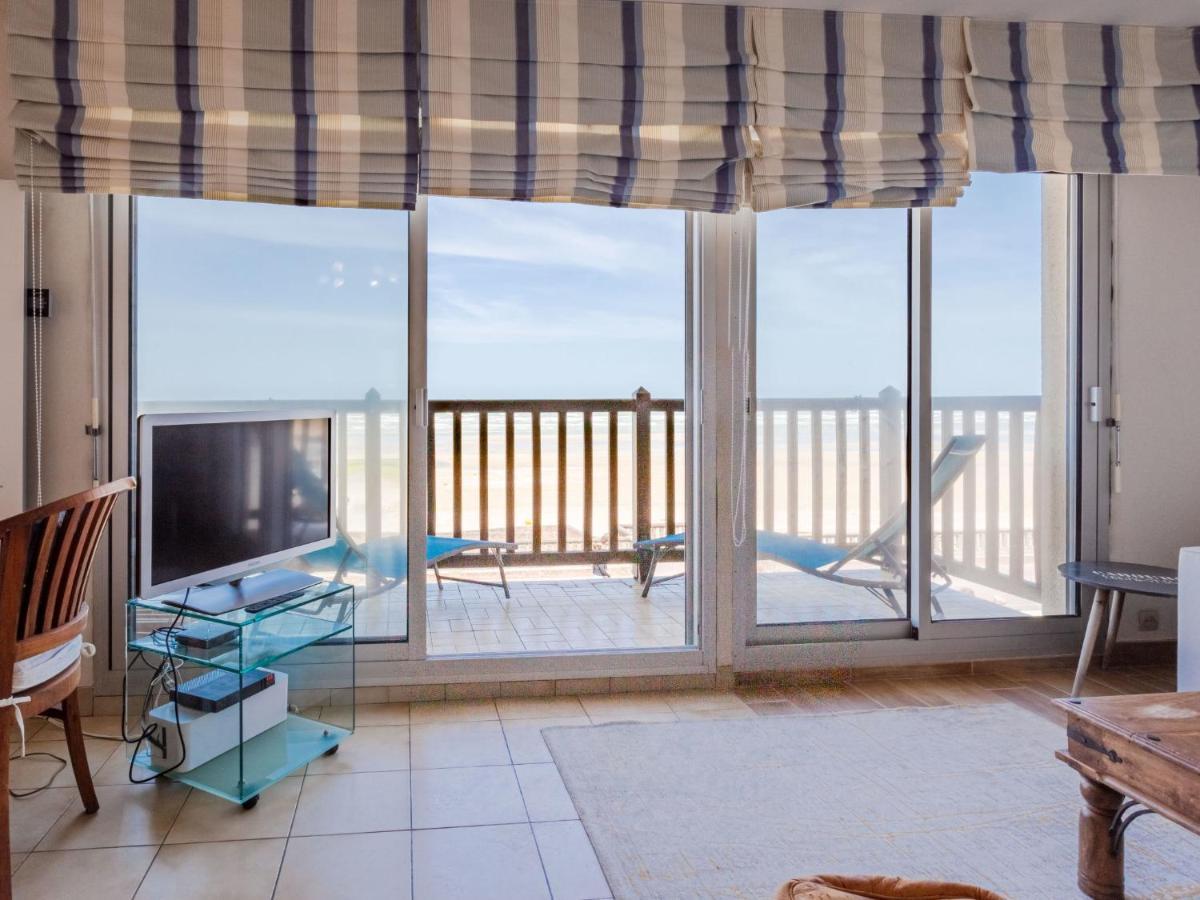 Apartment Les Terrasses Du Casino By Interhome Cabourg Exteriör bild