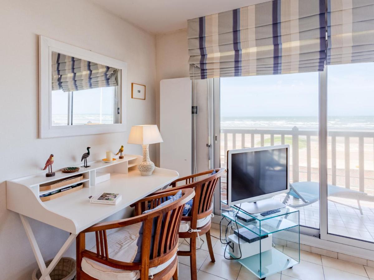Apartment Les Terrasses Du Casino By Interhome Cabourg Exteriör bild