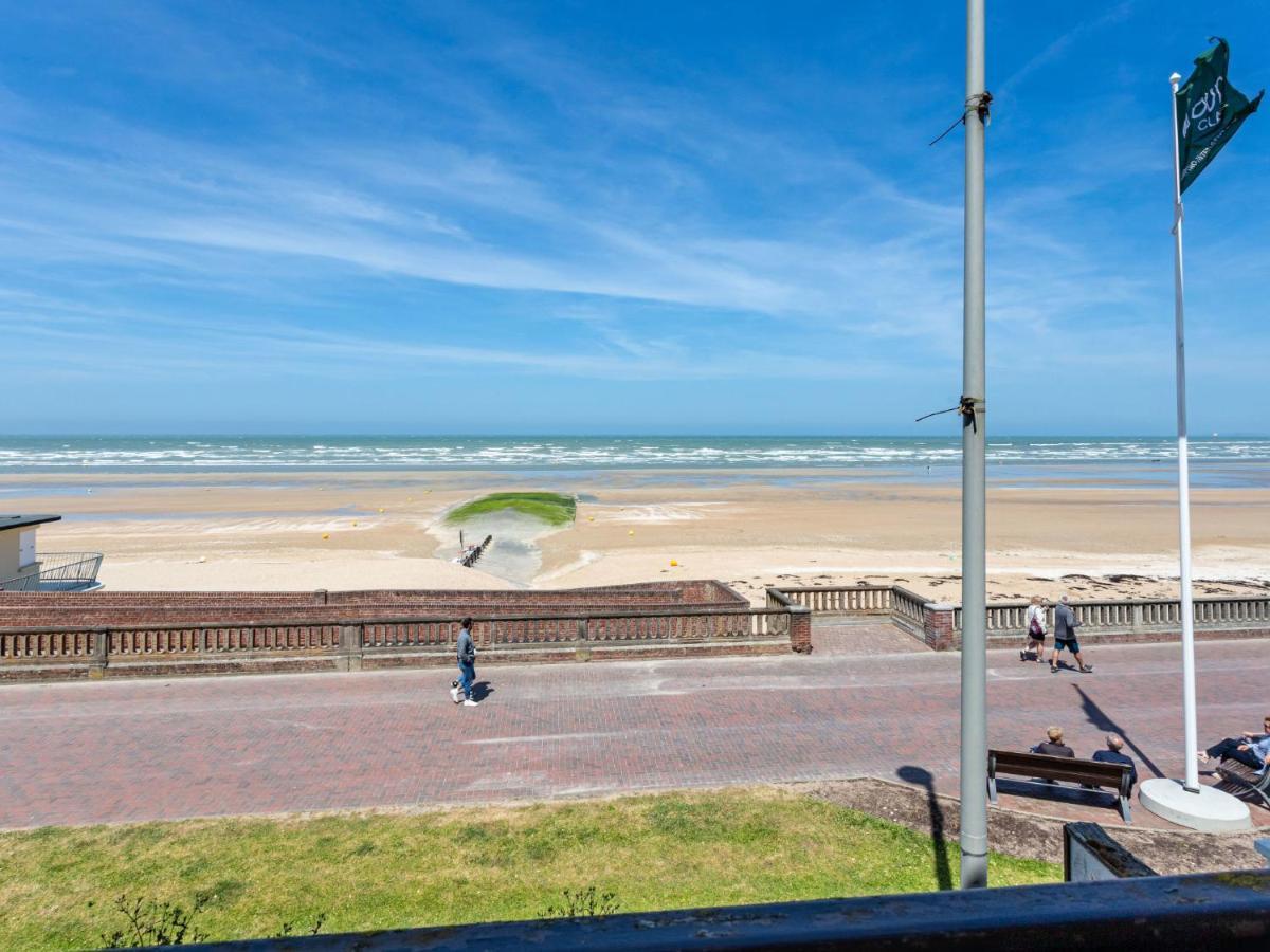 Apartment Les Terrasses Du Casino By Interhome Cabourg Exteriör bild